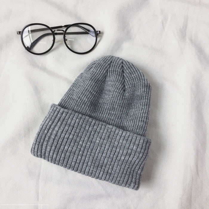 Unisex Wool Knitted Winter Hat – Warm Solid Color Beanie for Men & Women