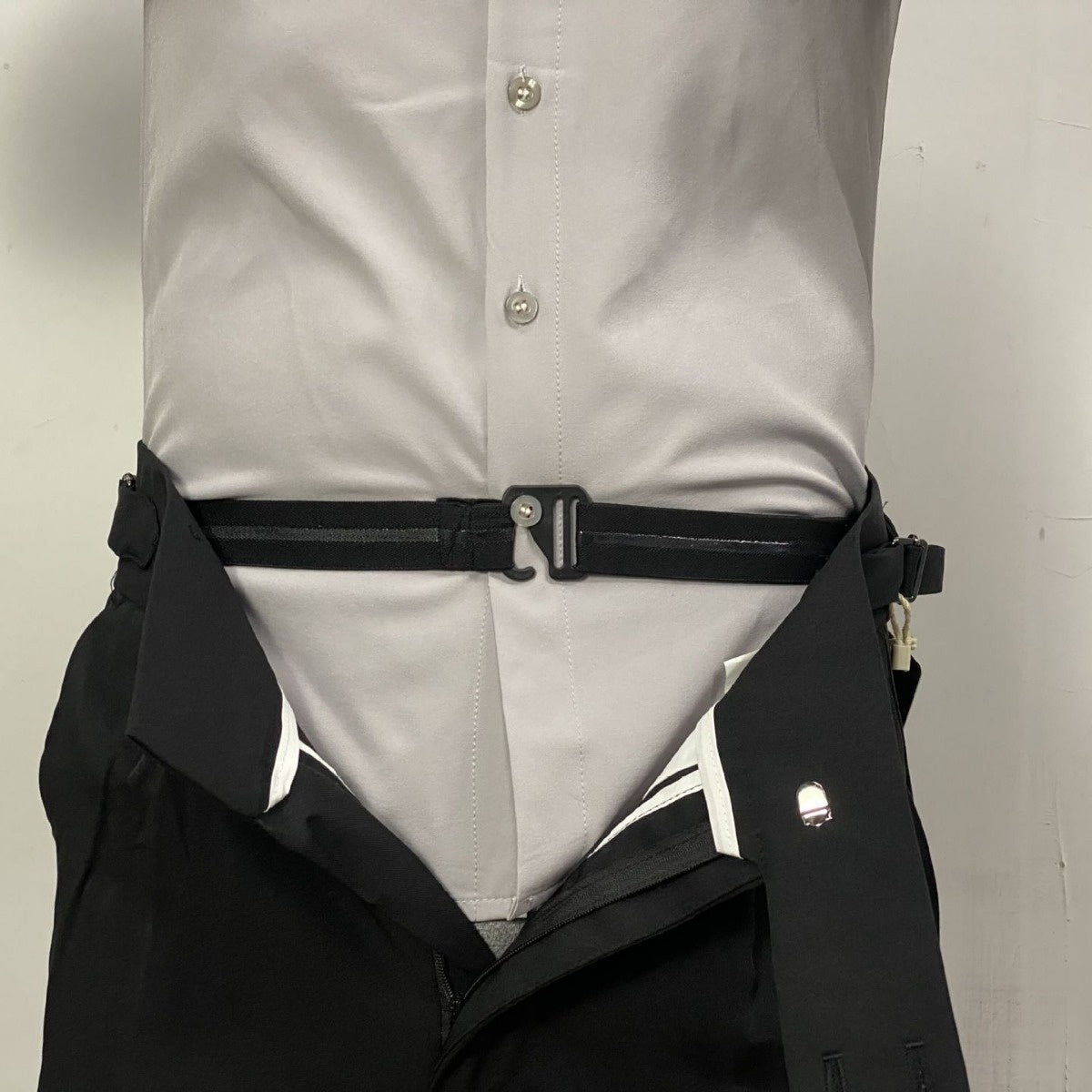 Men’s Non-Slip Shirt Band | Adjustable Anti-Slip Nylon Belt with Hook Fastening