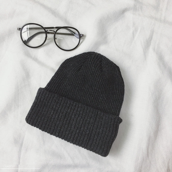 Unisex Wool Knitted Winter Hat – Warm Solid Color Beanie for Men & Women