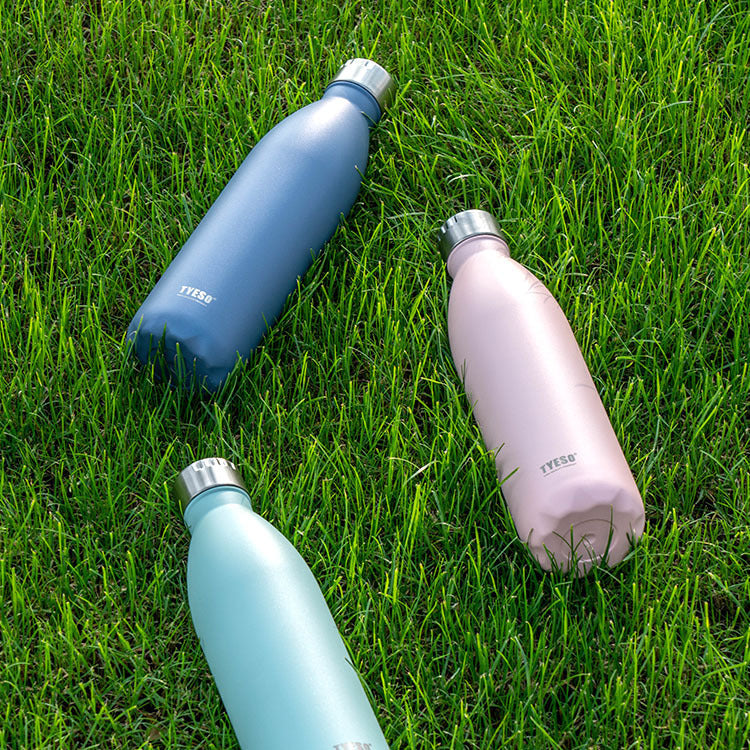 Large Capacity Stainless Steel Insulated Water Bottle – 750ml/1000ml Vacuum Sports Flask, Leak-Proof Hot & Cold Travel Bottle for Hiking, Gym, Camping – BPA-Free, Eco-Friendly